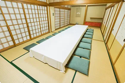 孔雀（くじゃく）：横手セントラルホテル