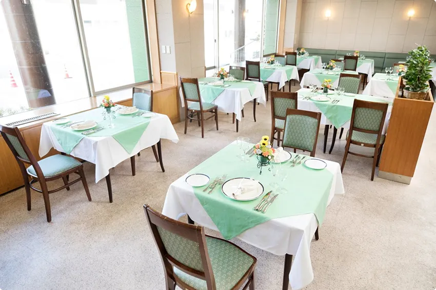 レストラン会場：横手セントラルホテル