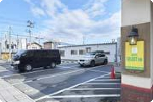 駐車場：ホテルセレクトイン米沢