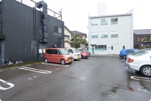 駐車場：ホテルセレクトイン焼津駅前