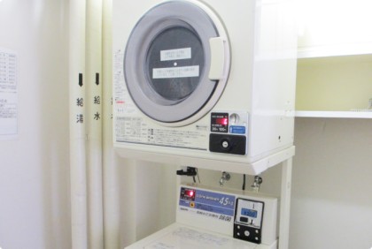 コインランドリー（4F、5F、6F各1台）：ロイヤルホテル大館