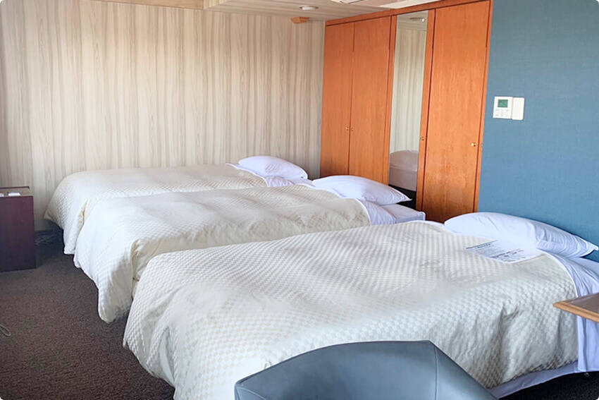 トリプル：ロイヤルホテル大館