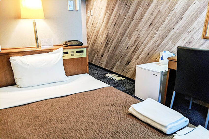 セミダブル：ホテルセレクトイン三島