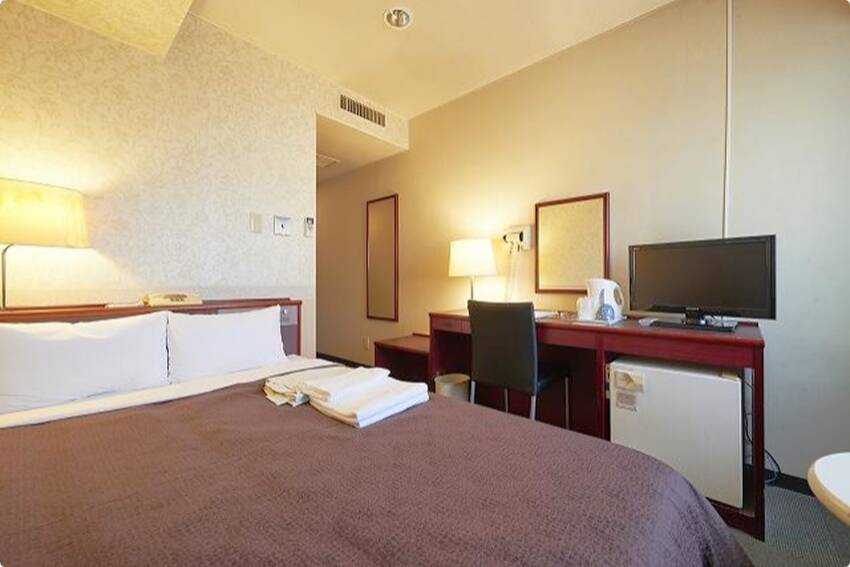 ダブル：ホテルセレクトイン長野