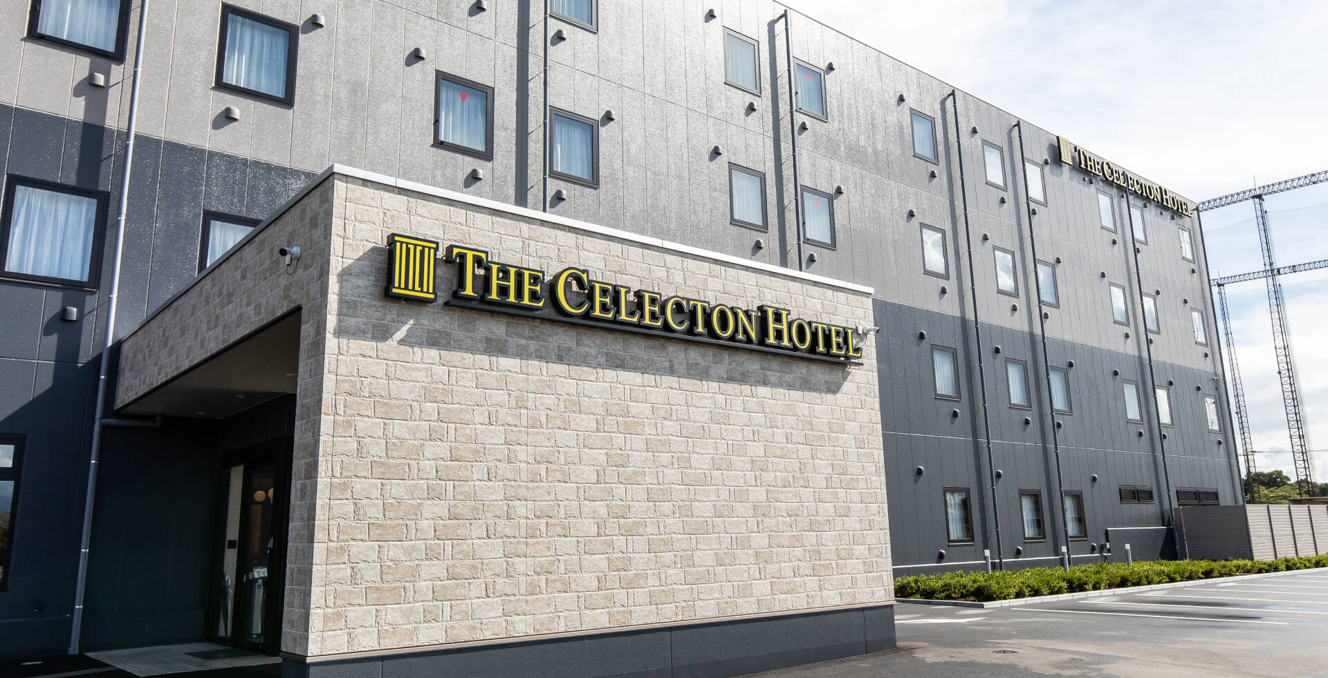 外観：ザ・セレクトン富士山御殿場インター