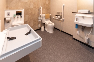 バリアフリートイレ：ザ・セレクトン富士山御殿場インター
