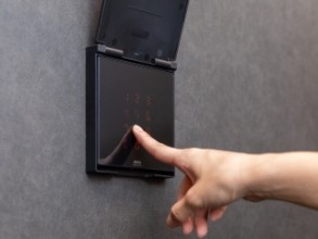 セキュリティロック：ザ・セレクトン富士山御殿場インター