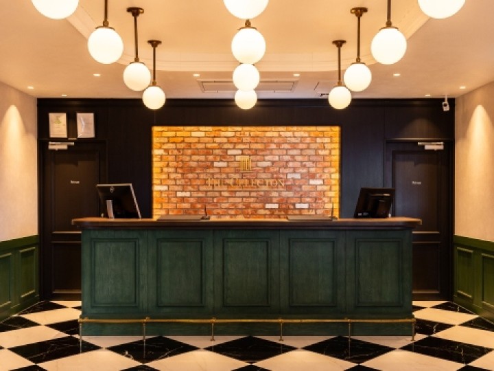 フロント：ザ・セレクトン富士山御殿場インター