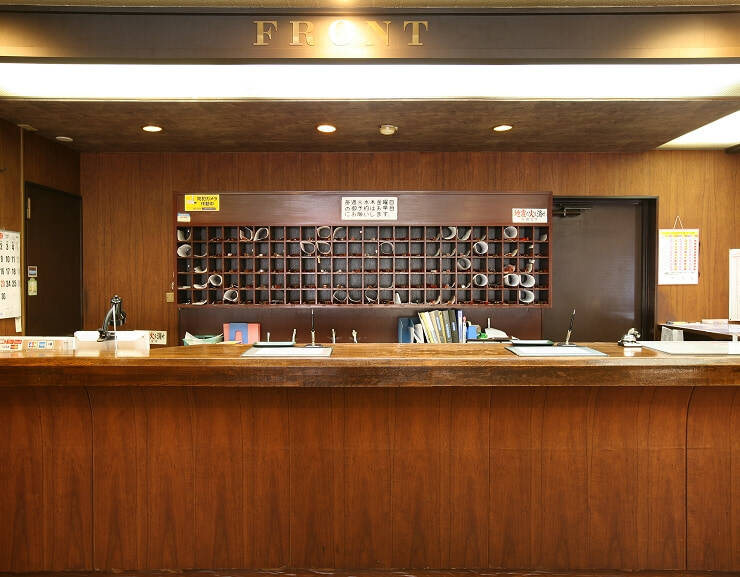 フロント：ホテルセレクトイン宇都宮 