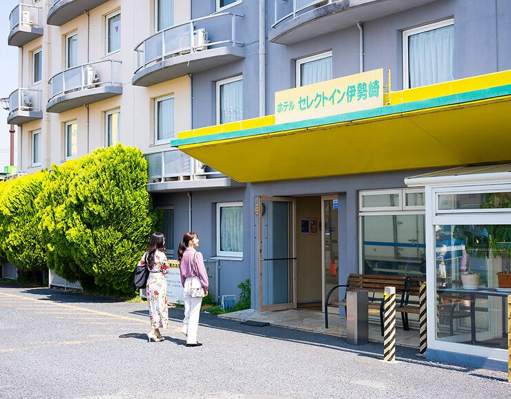 外観：ホテルセレクトイン伊勢崎 