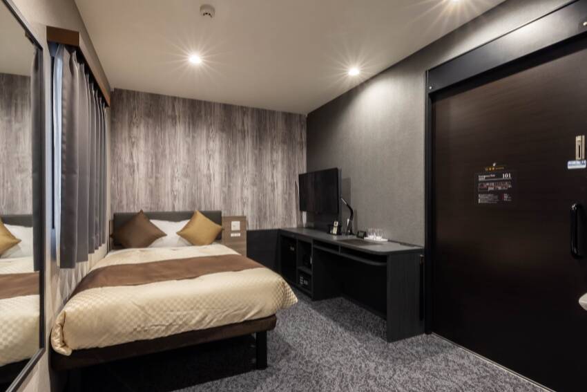 ユニバーサルルーム：ザ・セレクトン東大阪長田駅前　