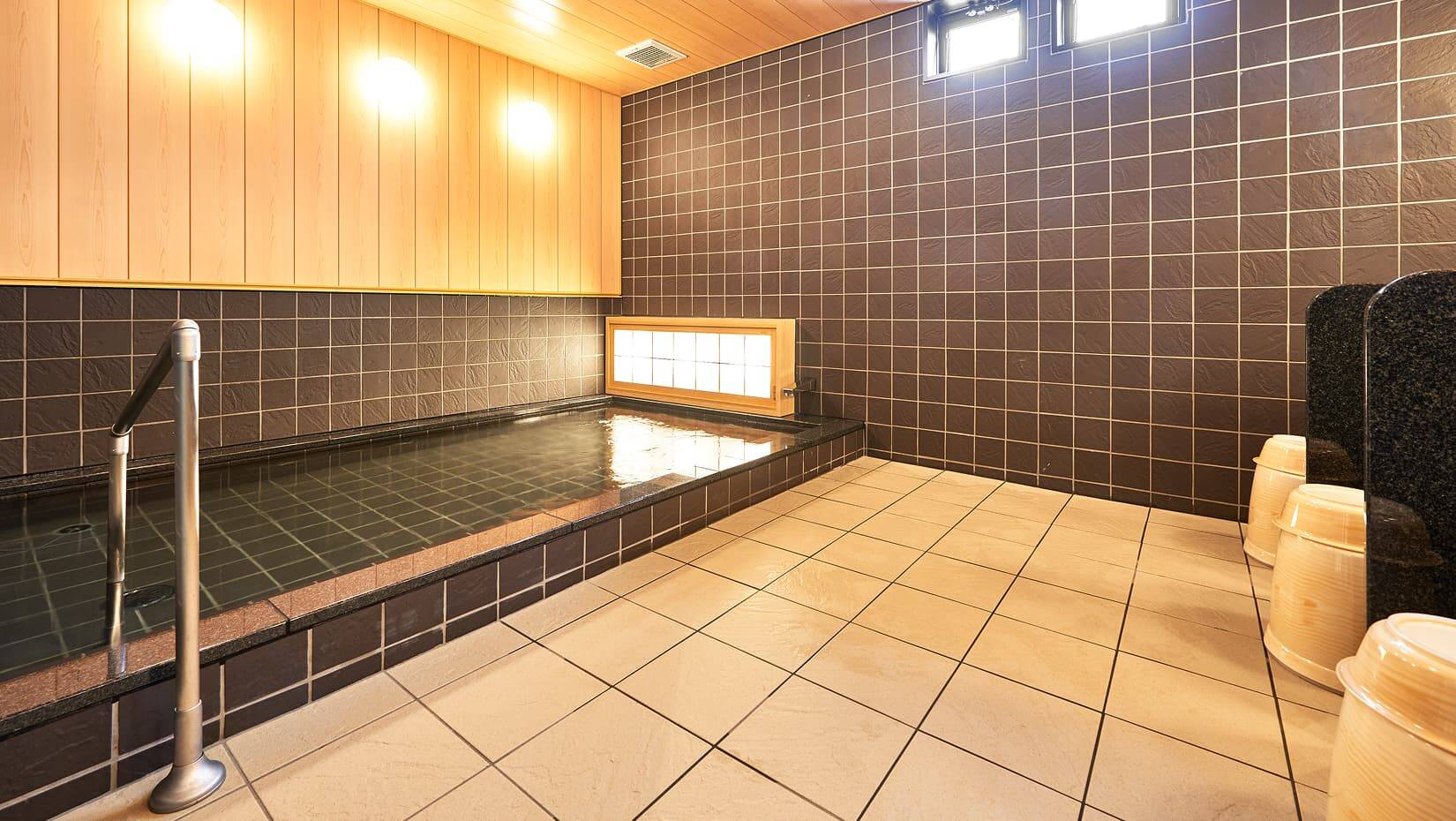 大浴場：いやし処ほてる寛楽埼玉・本庄早稲田ひのきの館