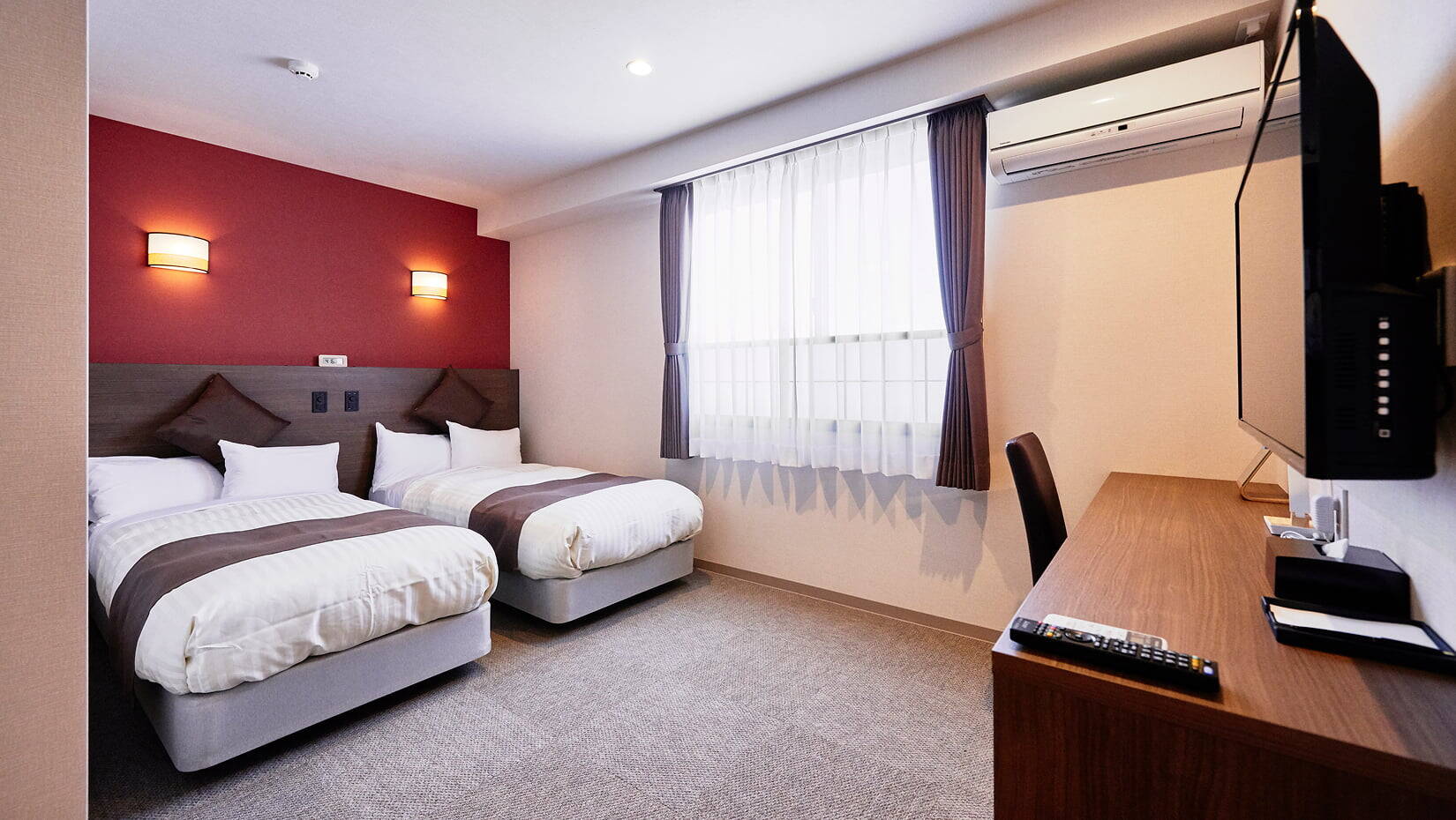 客室：いやし処ほてる寛楽埼玉・本庄早稲田ひのきの館