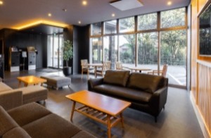 ロビー：いやし処ほてる寛楽　富士山御殿場