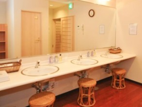 パウダールーム：グランドパークホテル大館