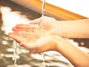 ナノ水：いやし処ほてる寛楽埼玉・本庄早稲田ひのきの館 