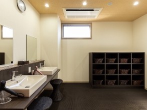 脱衣所：いやし処ほてる寛楽　富士山御殿場