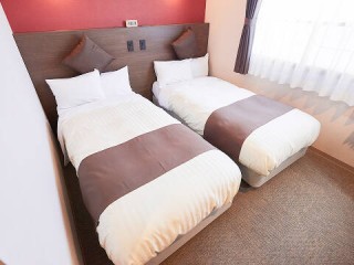 客室：いやし処ほてる寛楽埼玉・本庄早稲田ひのきの館 