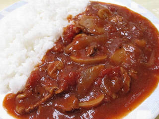 完熟トマトのポークハヤシ