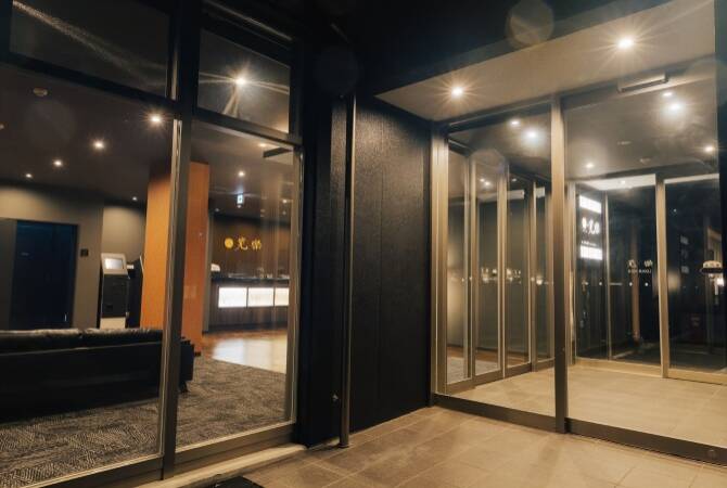 エントランス：いやし処ほてる寛楽　富士山御殿場