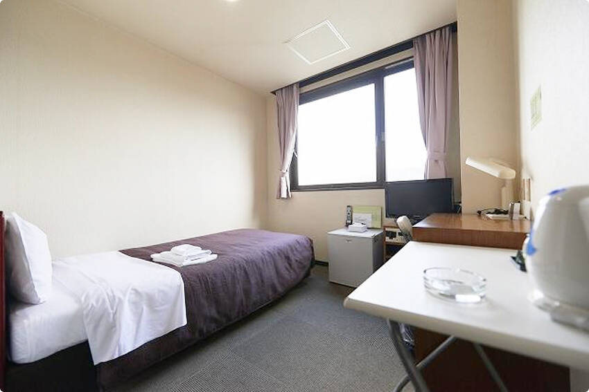 セミダブルルーム