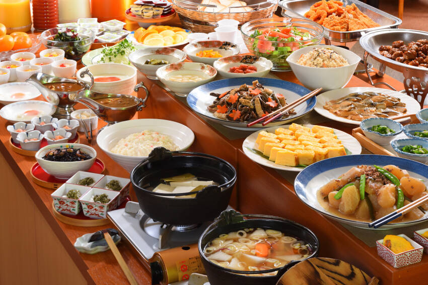 朝食：アネックスロイヤルホテル