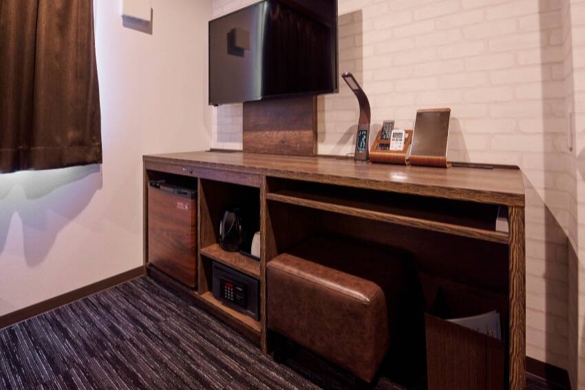 ユニバーサルルーム：ザ・セレクトンあべの松原駅前　