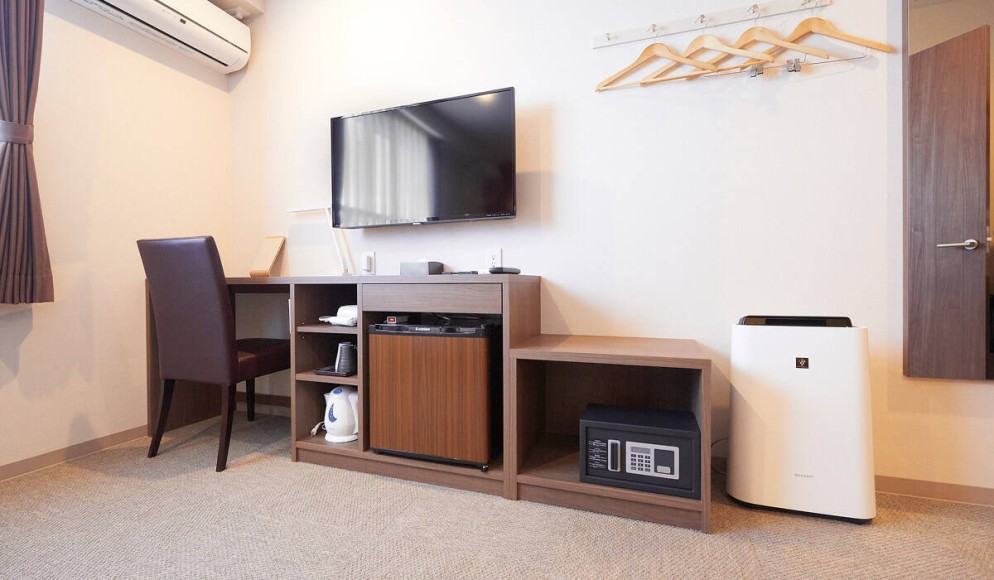 寛楽ハリウッドツインルーム：いやし処ほてる寛楽埼玉・本庄早稲田ひのきの館 