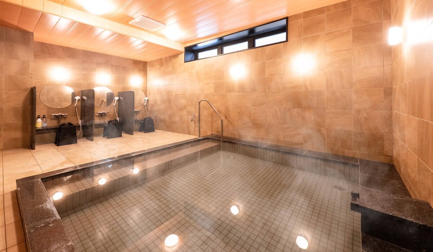 男女別大浴場レストラン：いやし処ほてる寛楽秋田川反