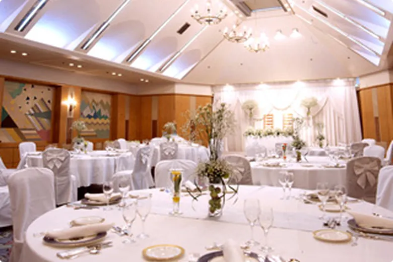 宴会場 白鳥の間：山形グランドホテル 