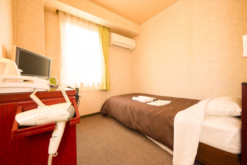 シングル：ホテルセレクトイン米沢