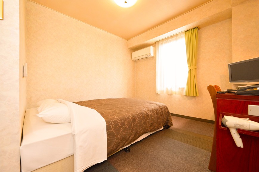 ダブル：ホテルセレクトイン米沢