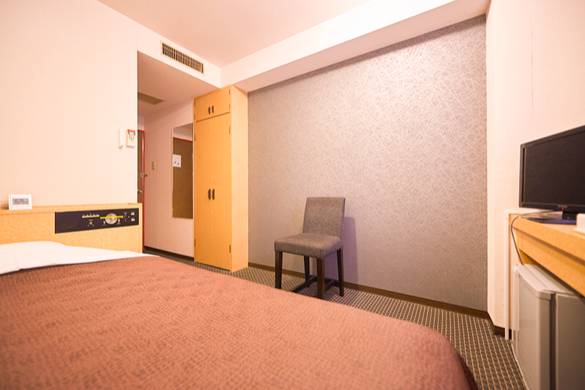 セミダブル：長野プラザホテル