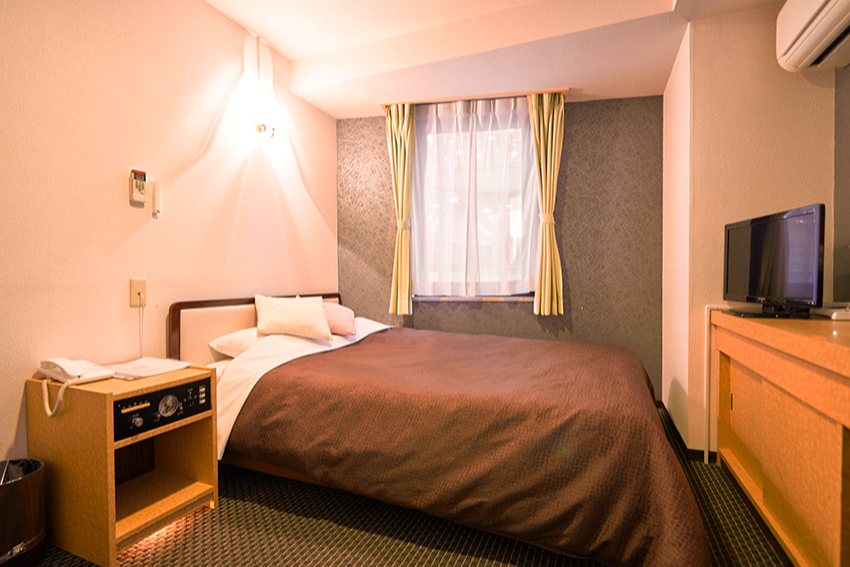 ダブル：長野プラザホテル