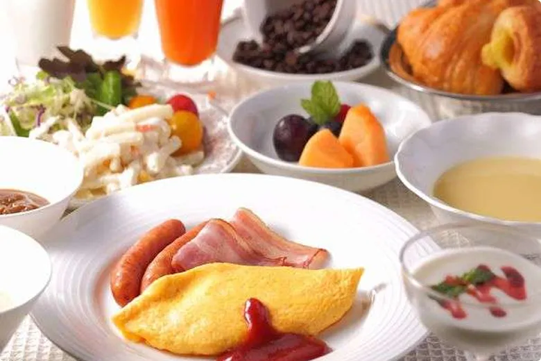 朝食：セレクトロイヤル八代