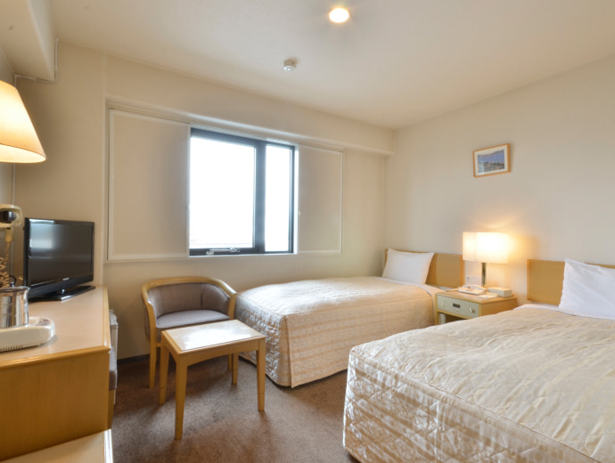 写真：ホテルセレクトイン伊勢原 客室 1