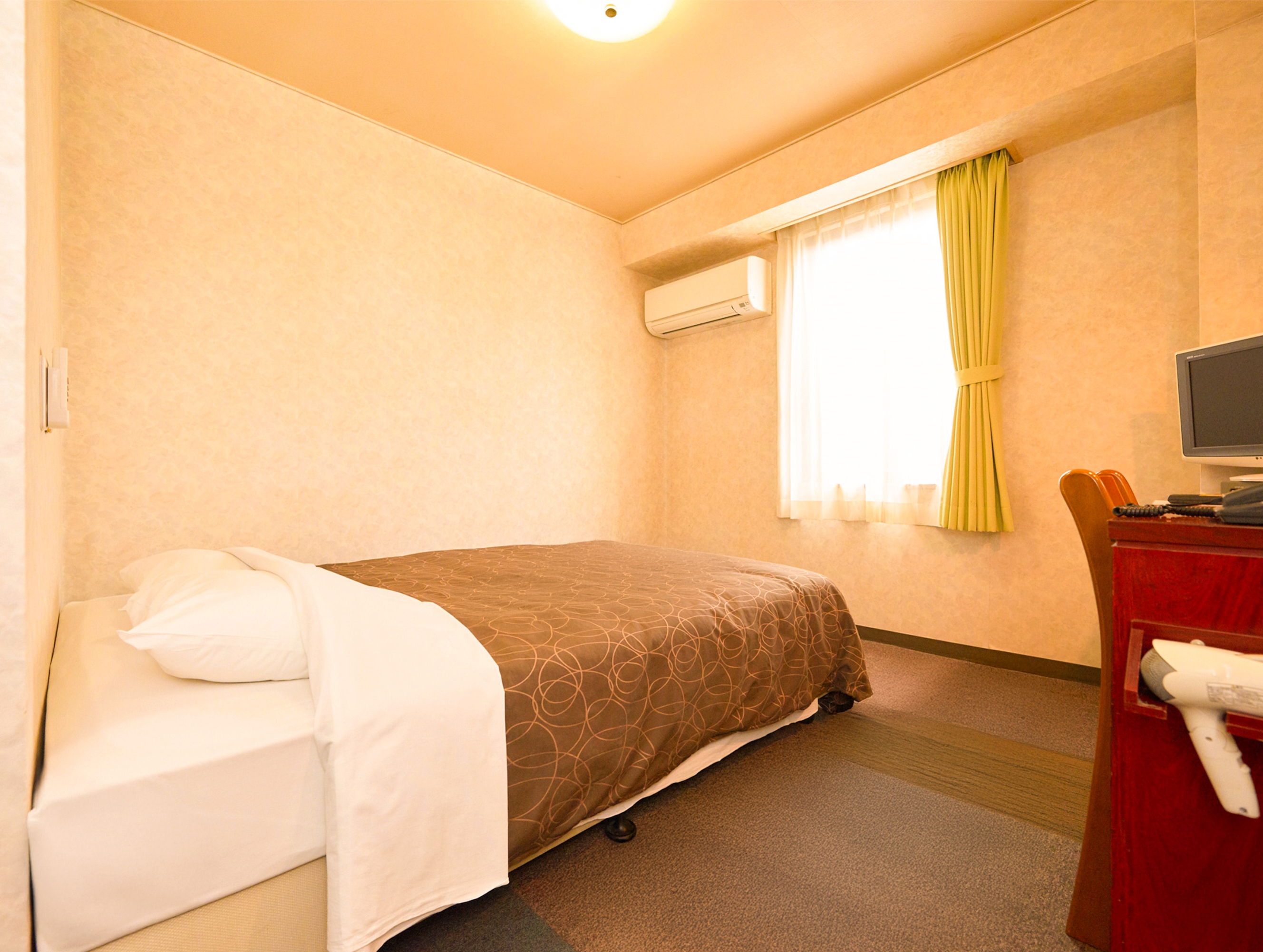 ホテルセレクトイン米沢：客室